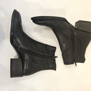 Paul Green Black Willow Bootie Block Heel Booties size 5.5